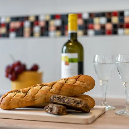 Апартаменти Sleepway - Exotic Dream *